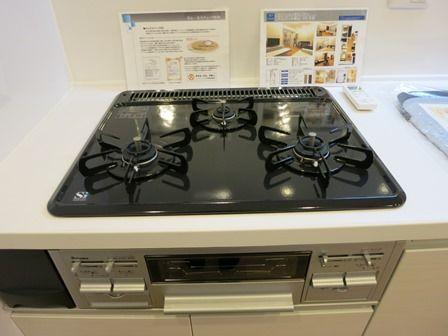 Kitchen. ~ December 13, the interior has been completed ~ System kitchen of state-of-the-art amenities