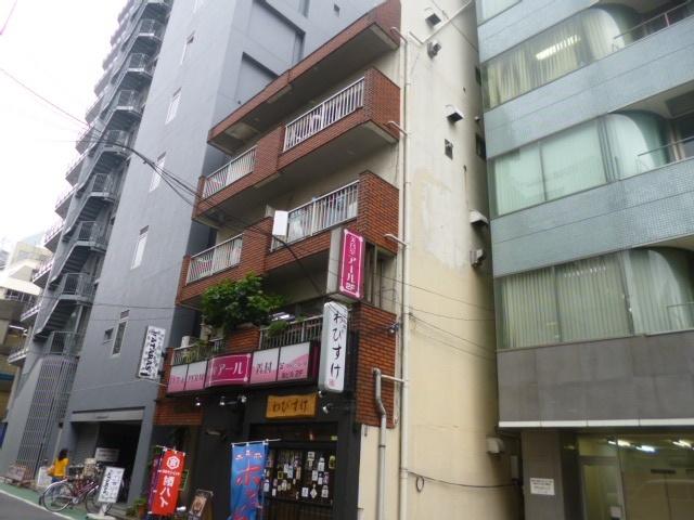 Local appearance photo