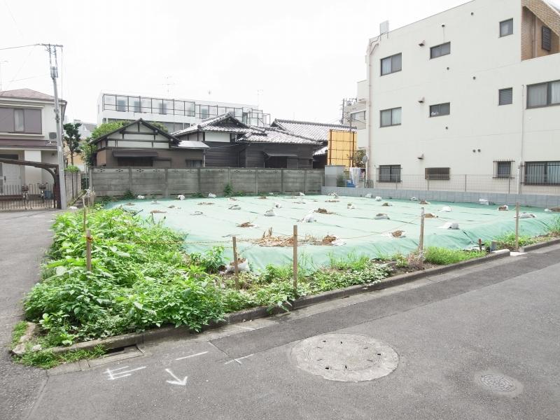 Local photos, including front road