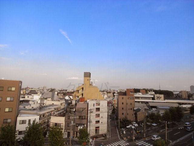 Local appearance photo. View from property