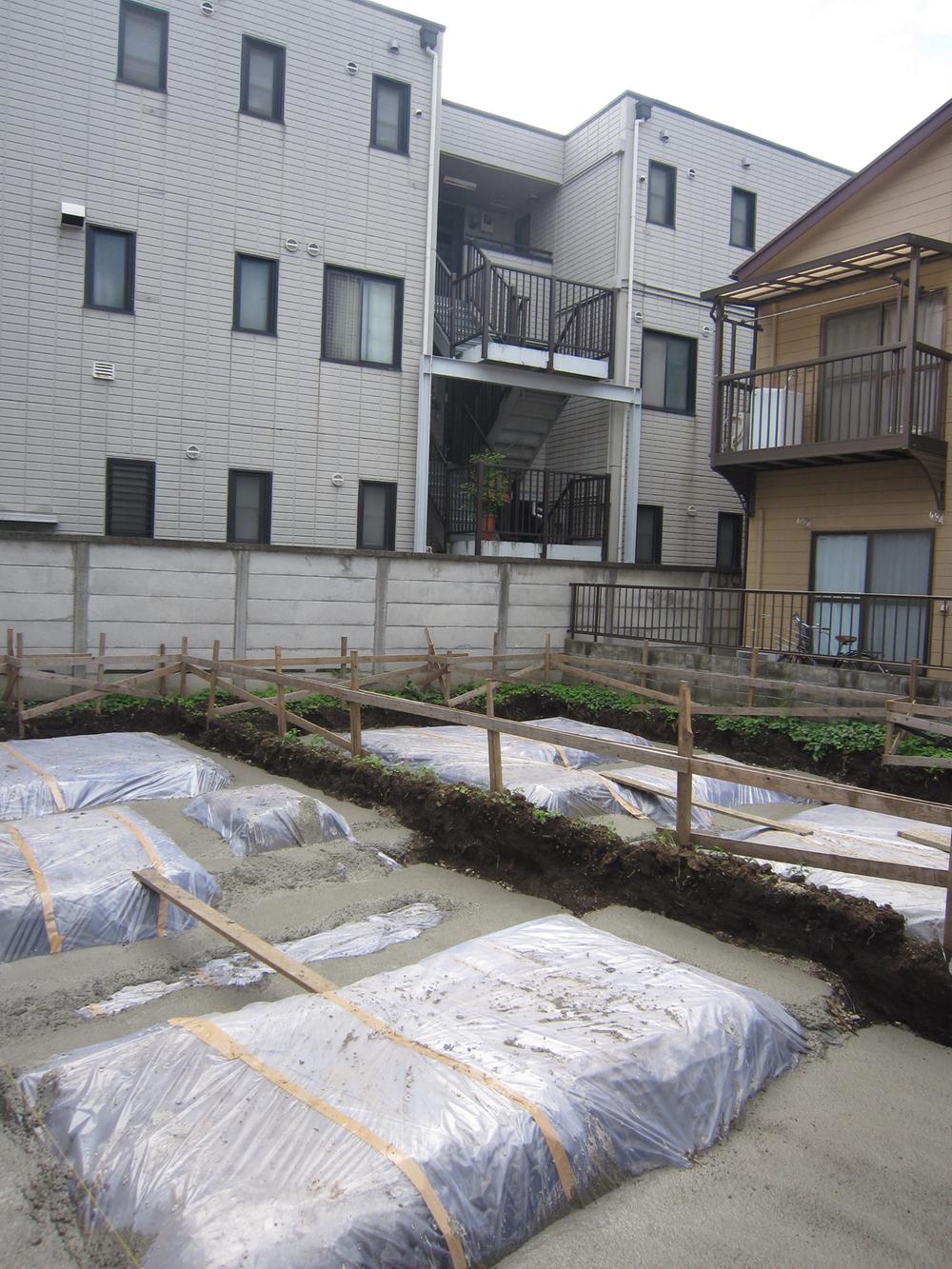 Local appearance photo. Local (10 May 2013) Shooting