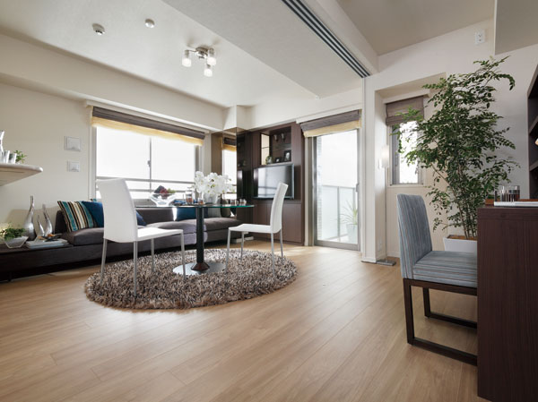 Room and equipment. Gently everyday, Portray beautifully, Fine living of two-sided opening ・ dining. If open the partition wall, Spread a large space of about 17 tatami mats than, It can be used in flexible. (W-60C type model room. It will include some options. )