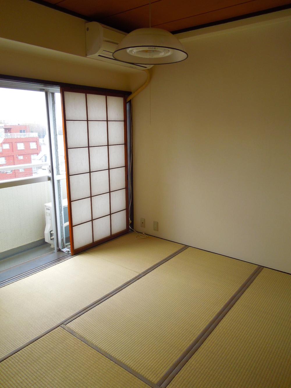 Non-living room. Japanese-style room (March 2013) Shooting