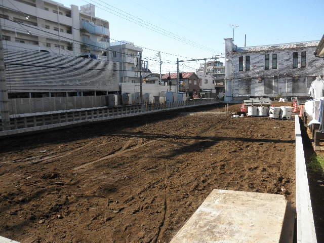 Other local. Local (12 May 2013) Shooting