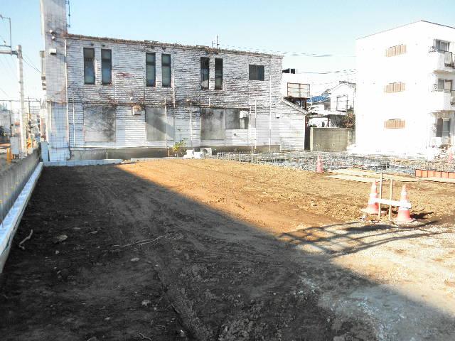 Other local. Local (12 May 2013) Shooting