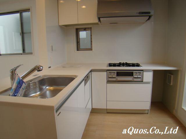 Same specifications photo (kitchen). Same specifications