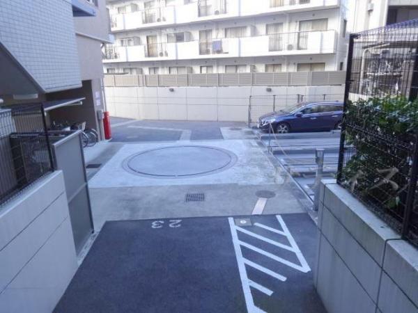 Parking lot