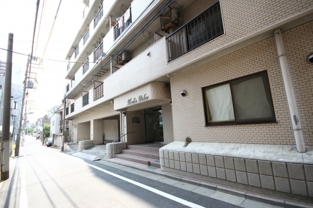 Toshima-ku, Tokyo Kami-Ikebukuro 1