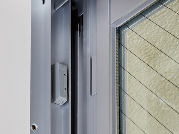 Security.  [Security sensors]  ※ Except for the surface lattice with and FIX window