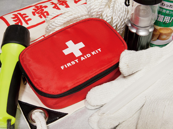 earthquake ・ Disaster-prevention measures.  [Disaster prevention warehouse to protect the peace of mind in the event of a disaster] Just in case of disaster, It has established a disaster prevention warehouse you have deployed a "list Residence Ikebukuro" in disaster prevention equipment. The main fixtures, First-aid kit ・ Water tank ・ Emergency toilet kit ・ It is such as disaster stockpile for Sherafu.