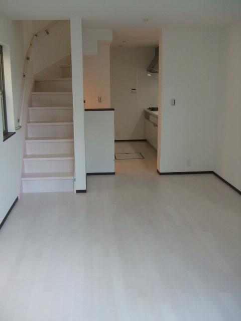 Living. Indoor (11 May 2013) Shooting