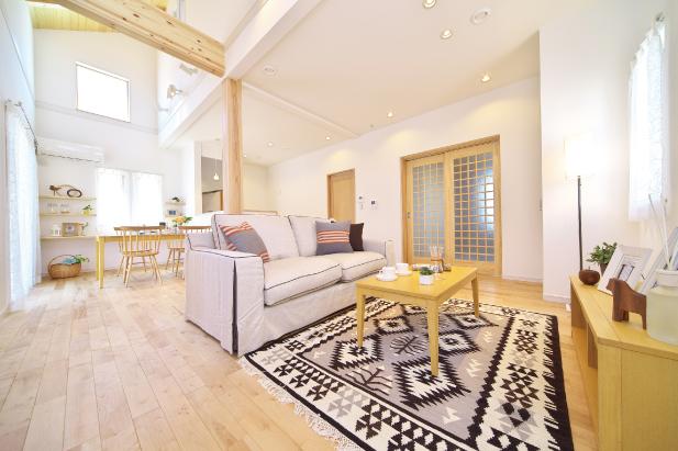 1-23-11 No. land, Model house in pursuit of comfort. Adopt a super wall construction method that there are a variety of benefits.