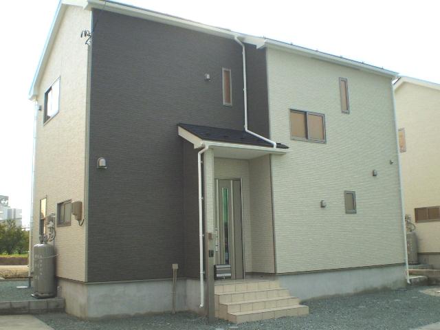 Local appearance photo. The 1- (2) Building: local (October 31, 2013) Shooting