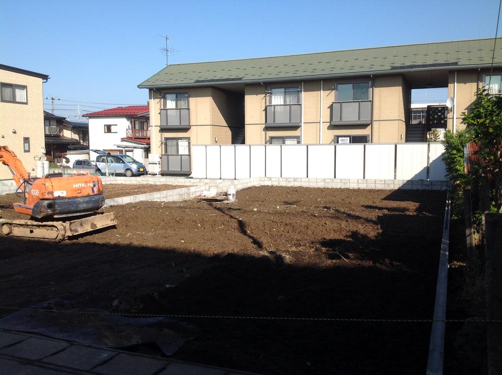 Local appearance photo. Local (11 May 2013) Shooting