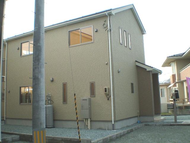 Local appearance photo. Local (October 31, 2013) Shooting