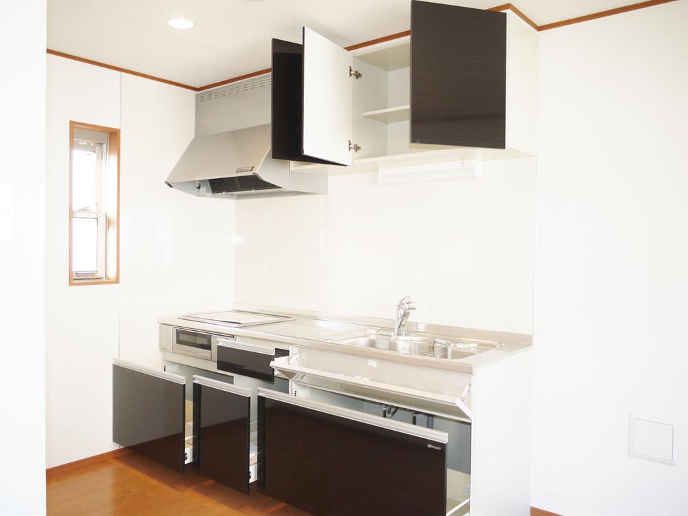 Same specifications photo (kitchen)