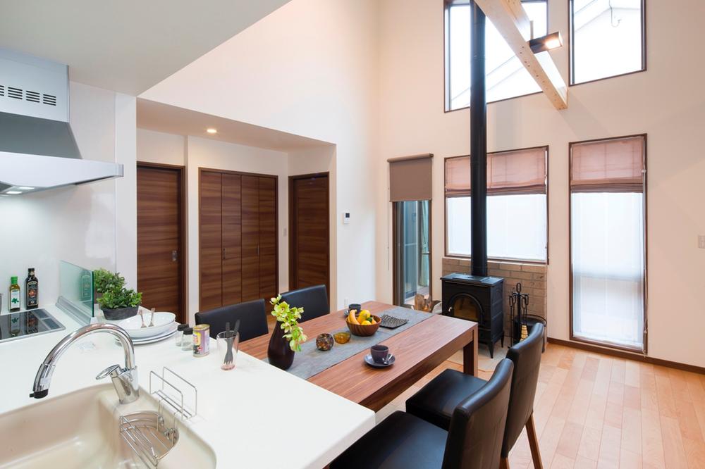 Kitchen. Local (10 May 2012) shooting