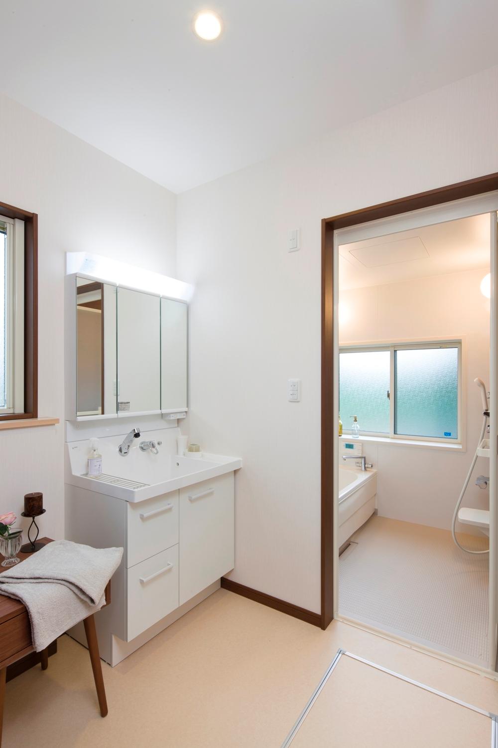 Bathroom. Local (10 May 2012) shooting