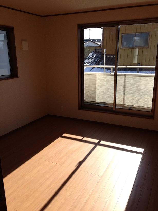 Non-living room. 2 Kaiyoshitsu (same specifications)