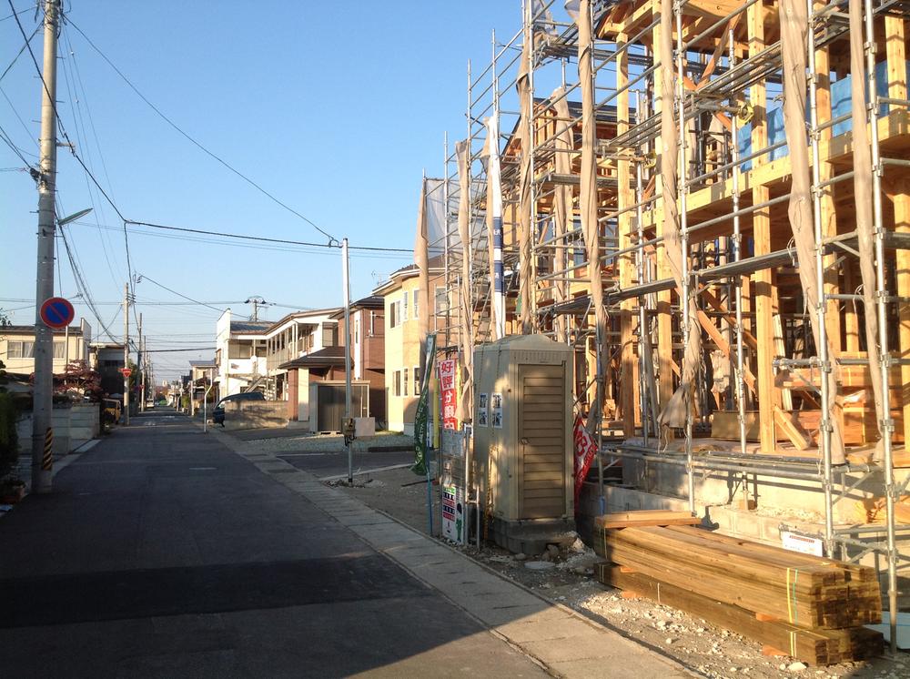 Local appearance photo. Local (11 May 2013) Shooting