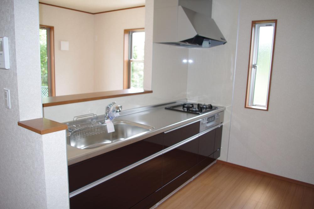Same specifications photo (kitchen)