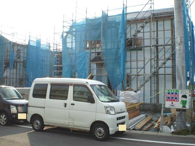 Local appearance photo. Local (10 May 2013) Shooting