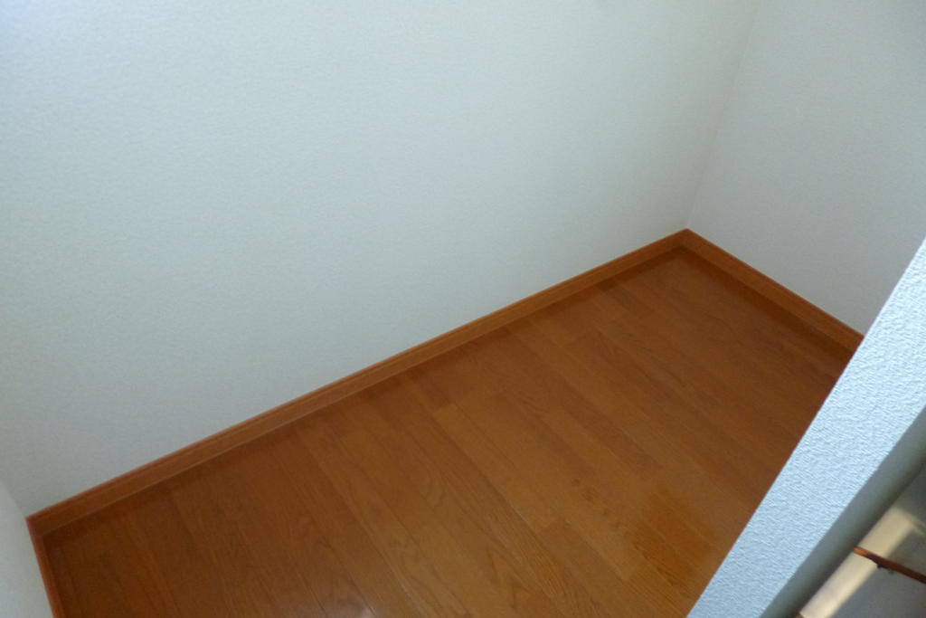 Other room space. about, Tatami is a free space of one mat worth.