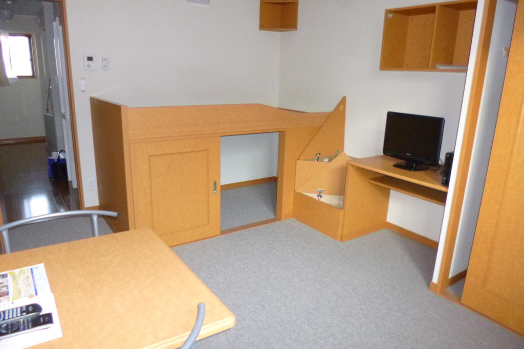Living and room