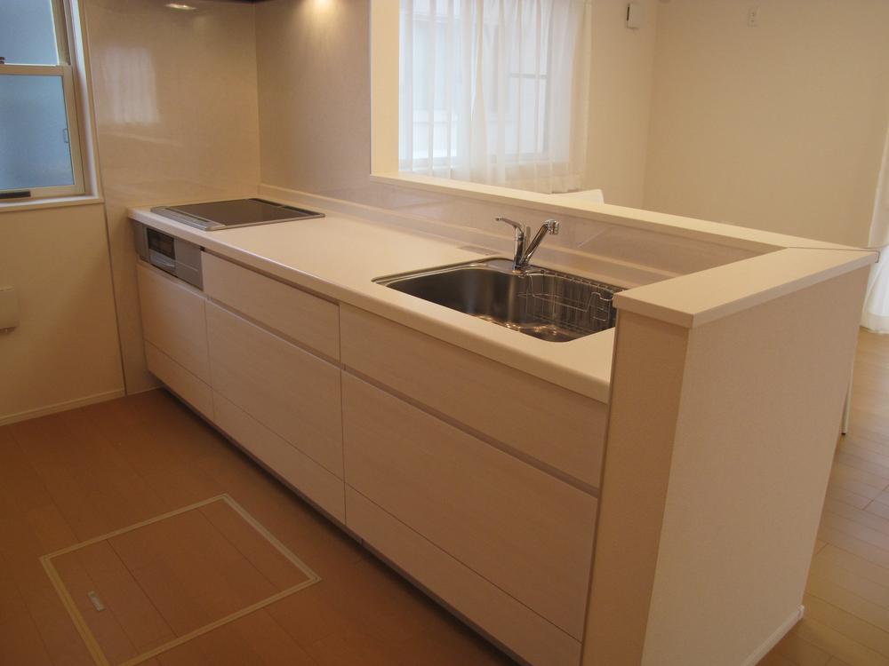 Kitchen. It is a clean kitchen