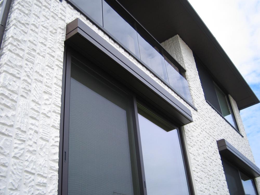 Local appearance photo. It has become the inner balcony