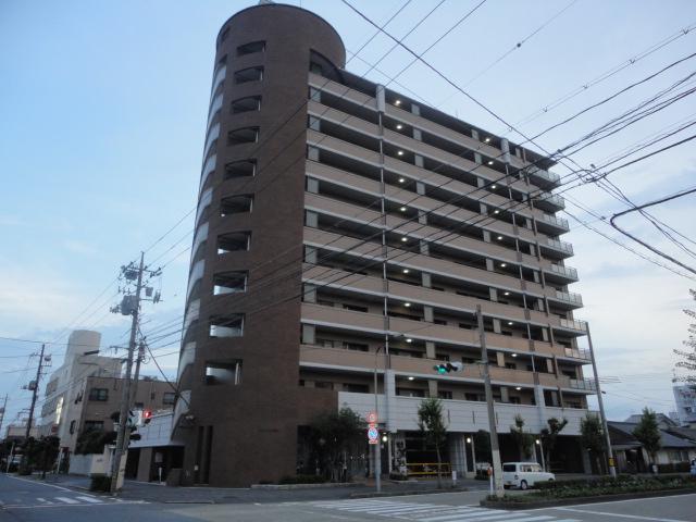 Local appearance photo. Local (10 May 2012) shooting