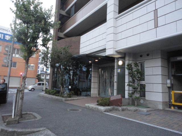 Local appearance photo. Local (10 May 2012) shooting