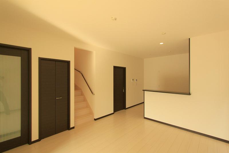 Living. 2013 December 10, shooting