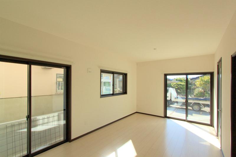 Living. September 20, 2013 shooting