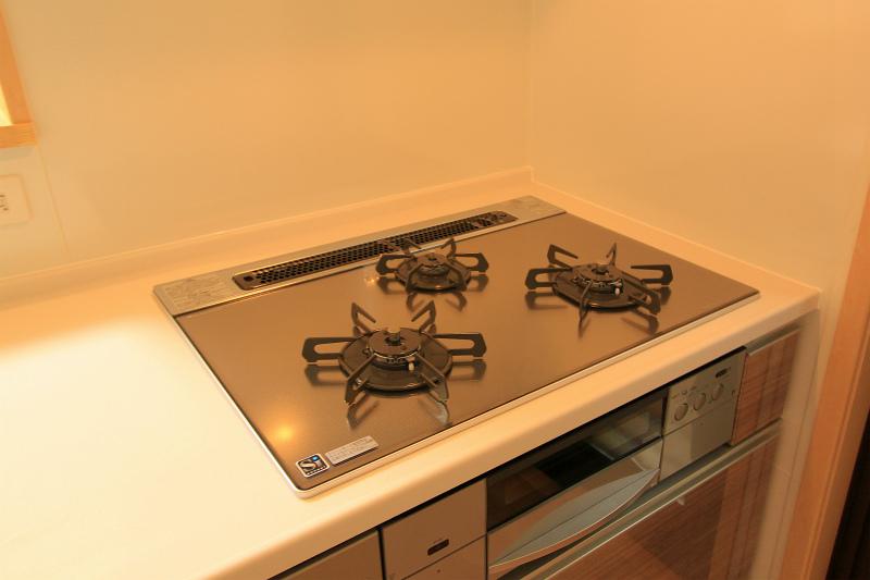 Kitchen. 2013 December 20, shooting