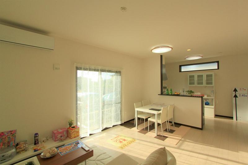 Living. September 18, 2013 shooting