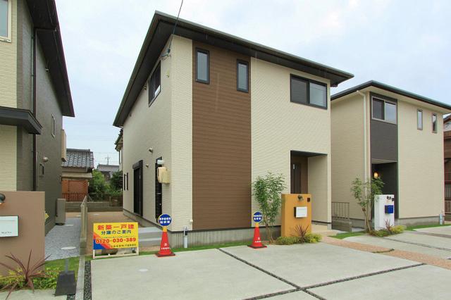 Local appearance photo. July 2013 4 days shooting