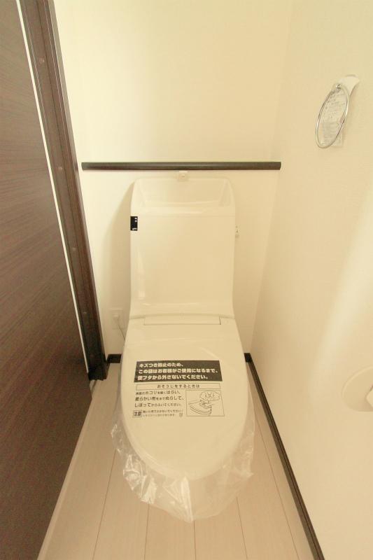 Toilet. July 2013 4 days shooting