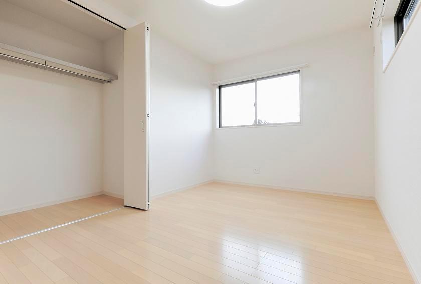 Non-living room. Nursery (February 2013) Shooting