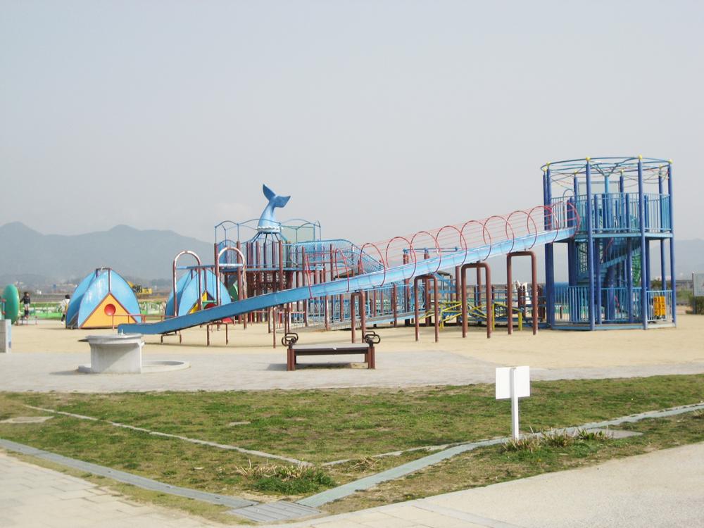 park. Nogihama 750m until the comprehensive park