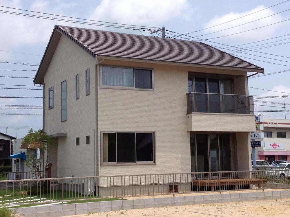 Local appearance photo. Also impetus conversation family in wood deck! 