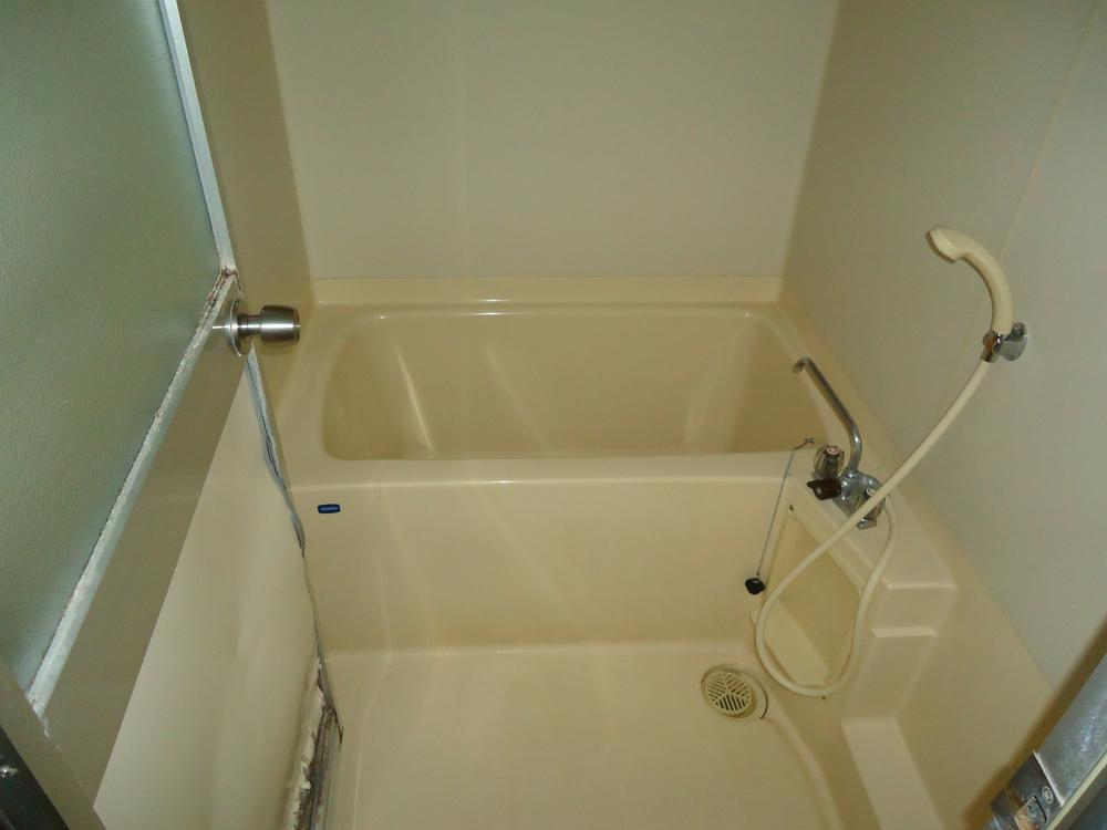 Bathroom. Room (August 2013) Shooting