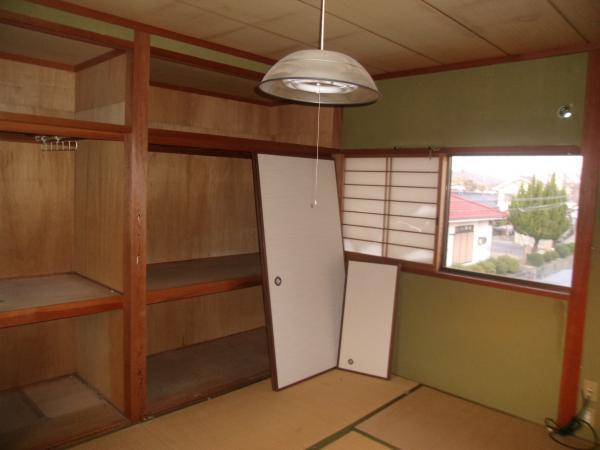 Non-living room