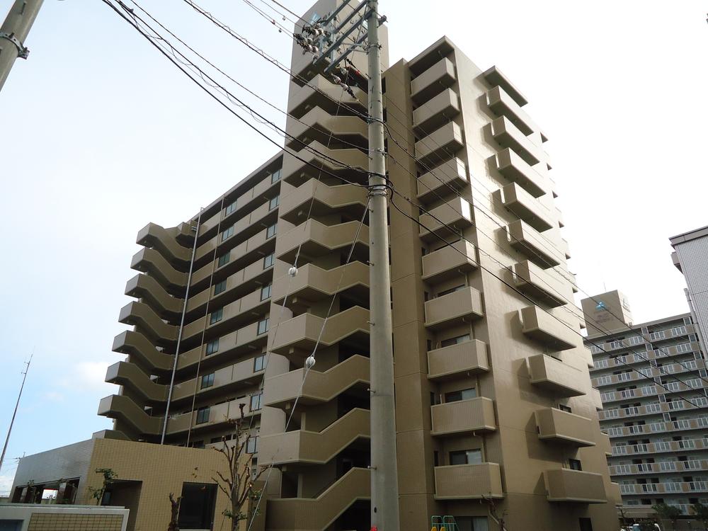 Local appearance photo. Local (12 May 2013) Shooting