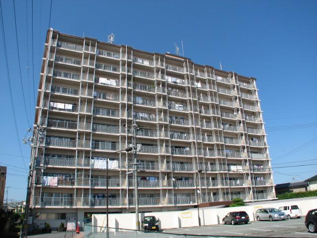 Local appearance photo. (07 May 2013) Shooting