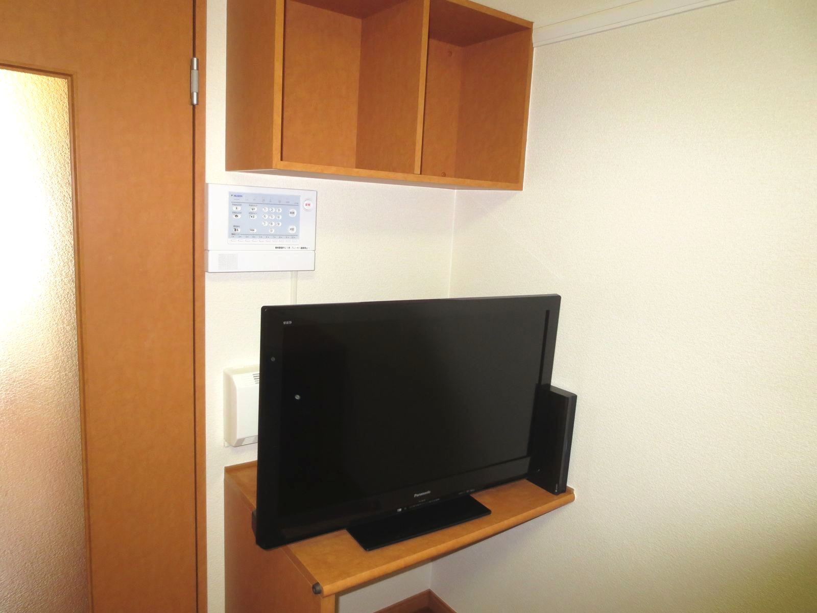 Other Equipment. 32-inch LCD TV