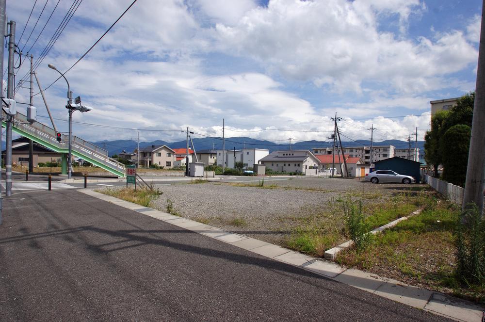 Local photos, including front road