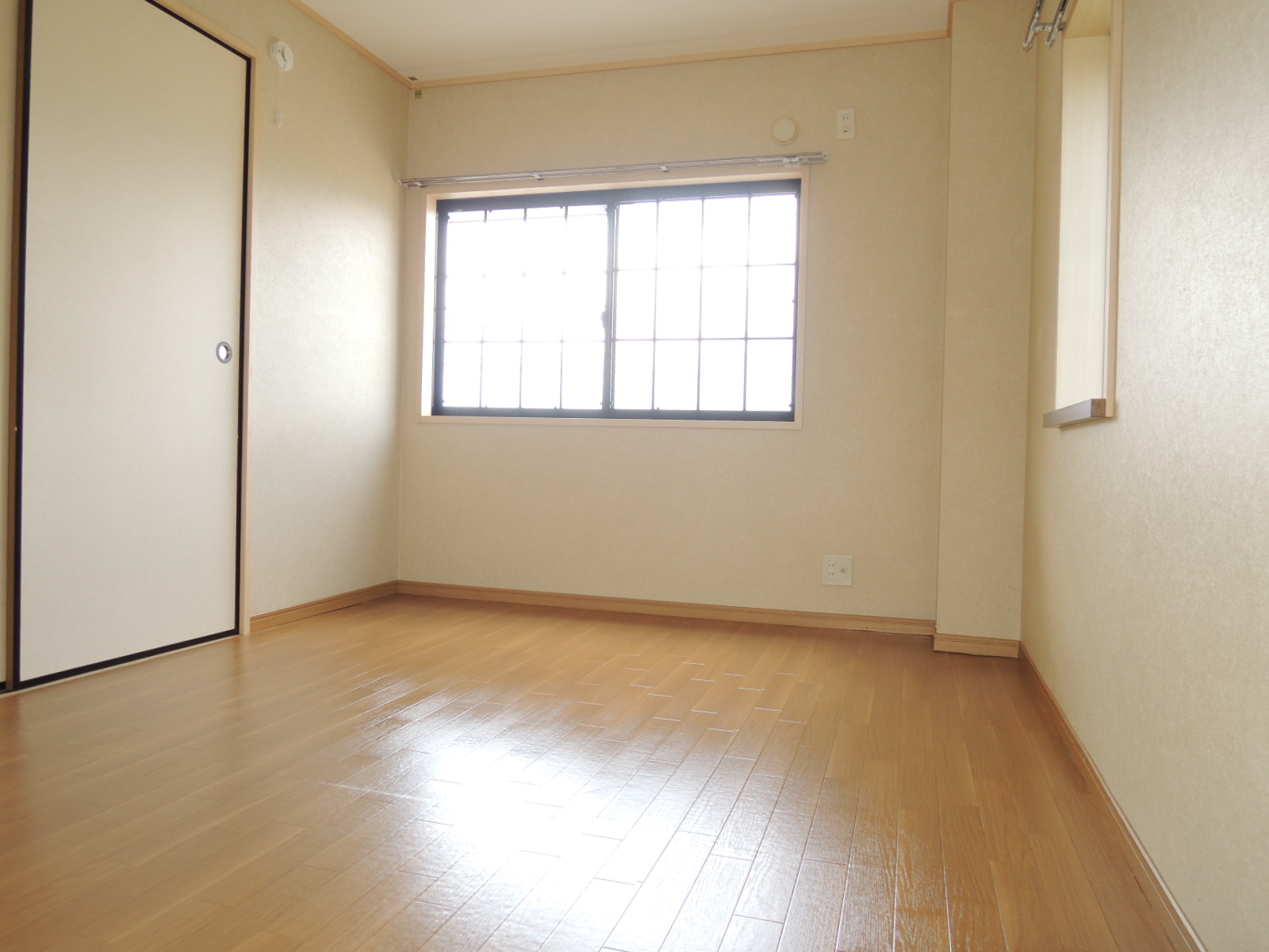 Other room space. It was renovated in the Japanese-style room 6 tatami → Interoceanic