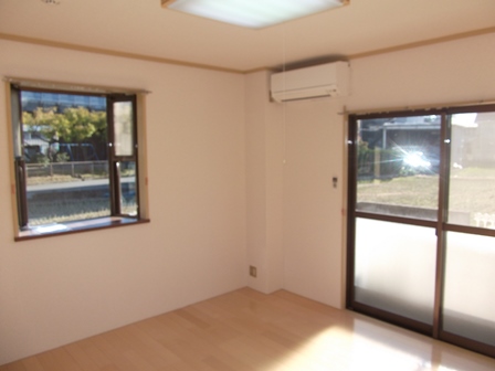 Living and room. Bright living room with bay window with