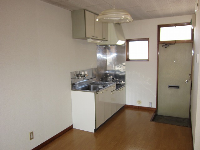 Kitchen. Happy spread of kitchen